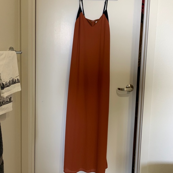 TOBI Morgan color block maxi dress - Picture 3 of 6